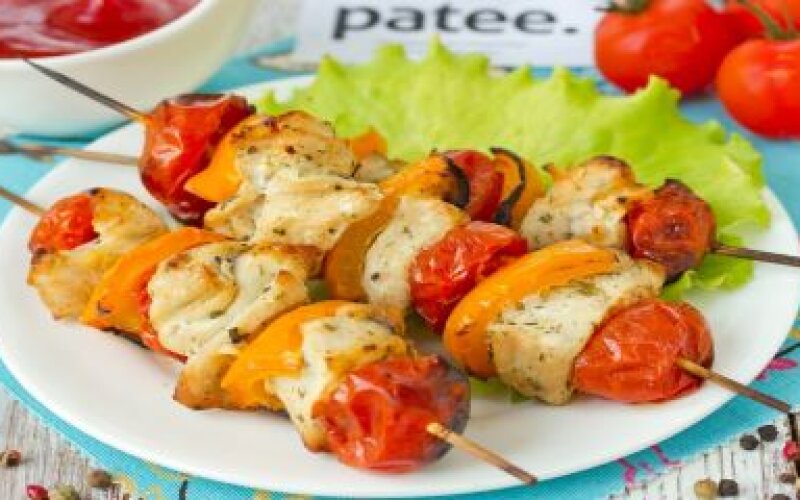 МИНИ ШАШЛЫЧКИ КУРИНЫЕ С ОВОШАМИ ШТ (2705)
