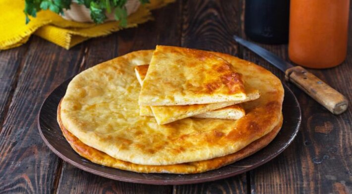 ПИРОГ ОСЕТИНСКИЙ С КАРТОФЕЛЕМ И СЫРОМ ШТ
