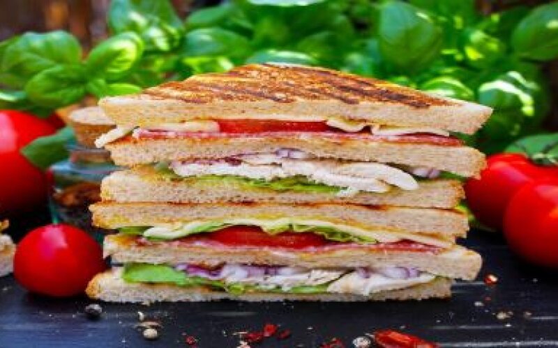 КЛАБ СЭНДВИЧ С КУРИЦЕЙ ШТ