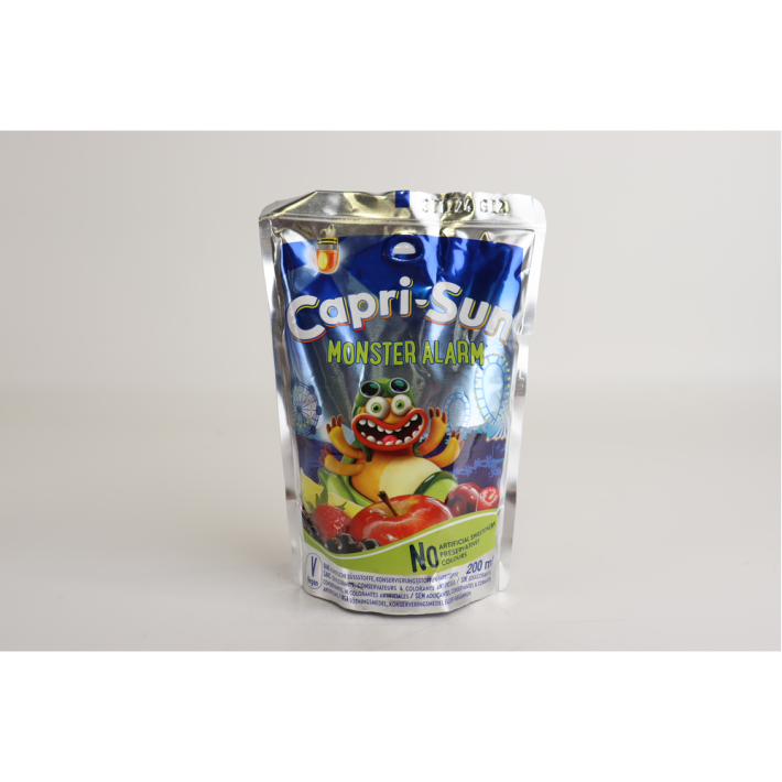 Напиток фруктовый Capri-Sun Monster alarm 200 мл
