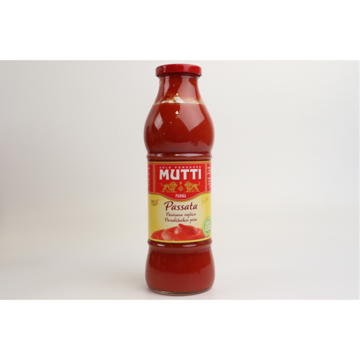 Мякоть томатная в виде пюре мutti 700 г