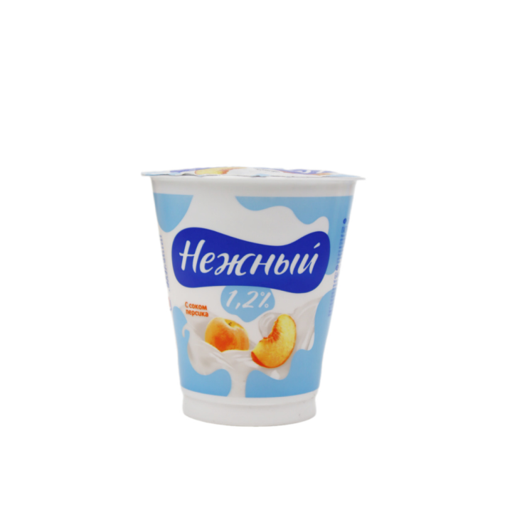 Йогурт Campina Нежный 1,2% персик 320 г