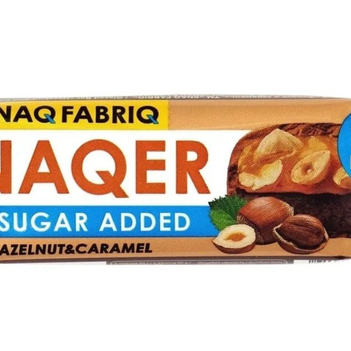 БАТОНЧИК ГЛАЗИРОВАННЫЙ ФУНДУК И КАРАМЕЛЬ SNAQ FABRIQ 50ГР