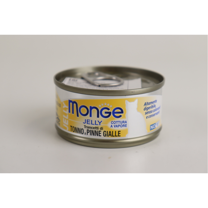 Лакомства Monge кусочки для кошек желтый Тунец в желе 80 г